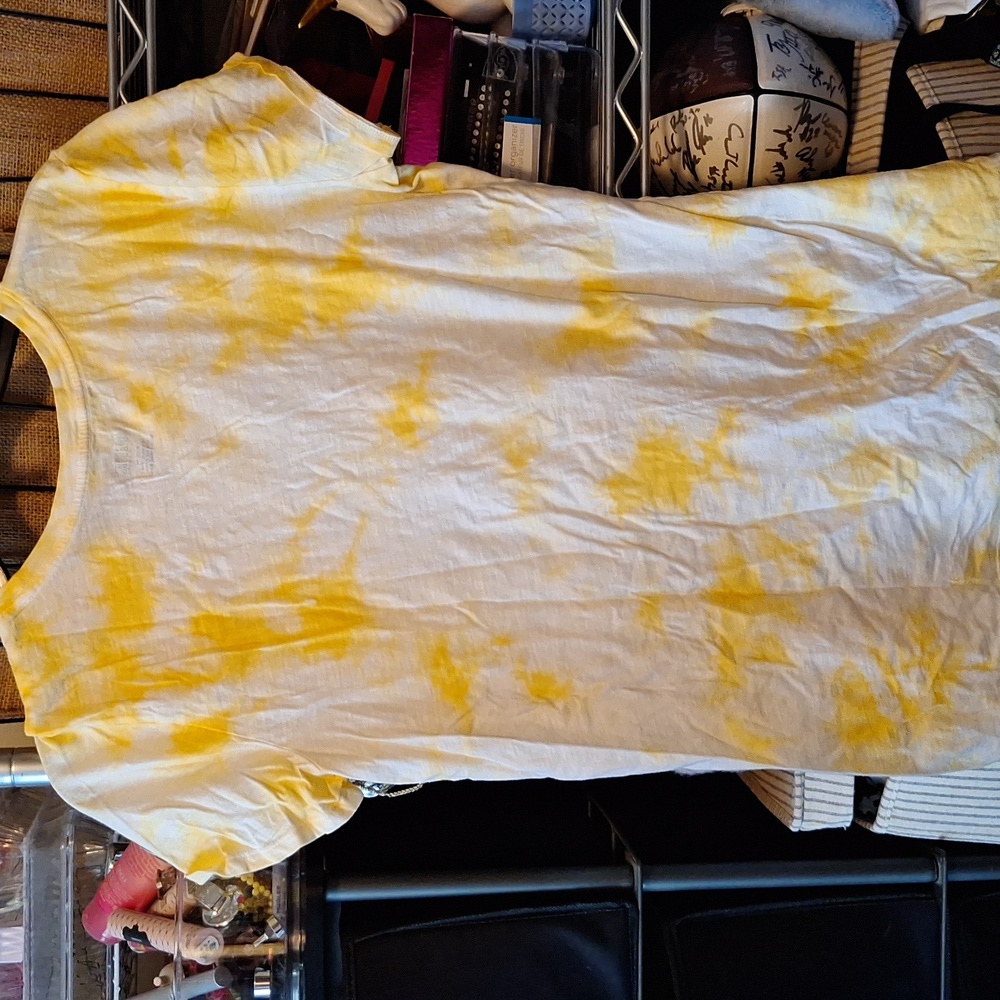 Victoria Secret Tie Dyed Tee Size M - Picture 2 of 4